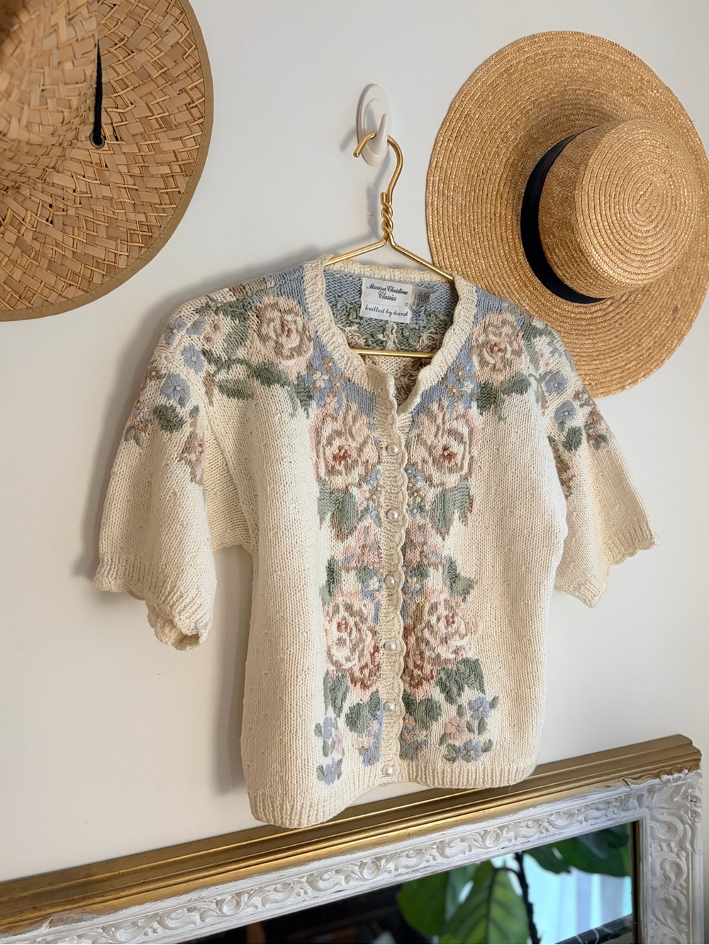 Vintage Marisa Christina Hand Knit Floral Sweater Cream Blue Cottagecore Knit